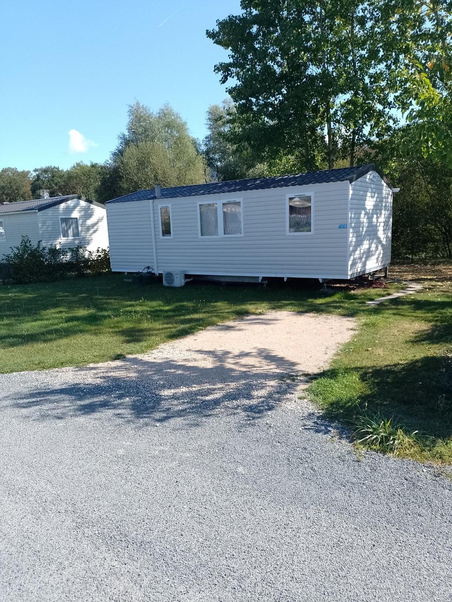 Mhvacances Louent Plusieurs Mobilhomes Dans Camping 4 Etoiles Proche Chateaux Et Zoo Beauval Onzain Zewnętrze zdjęcie