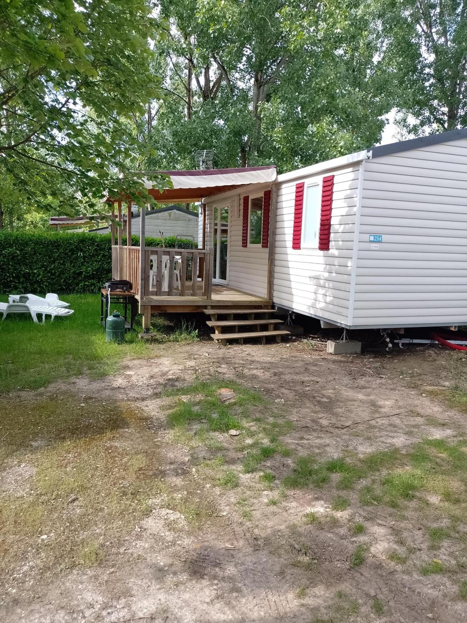 Mhvacances Louent Plusieurs Mobilhomes Dans Camping 4 Etoiles Proche Chateaux Et Zoo Beauval Onzain Zewnętrze zdjęcie